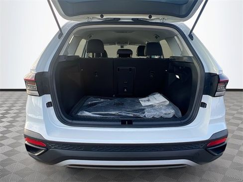 New 2026 Volkswagen Taos S image 25