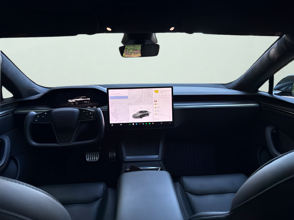 Used 2023 Tesla Model S Plaid AWD/4WD image 36