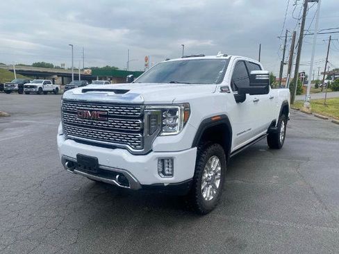 Used 2023 GMC Sierra 2500 Denali w/ Denali Ultimate Package AWD/4WD image 3