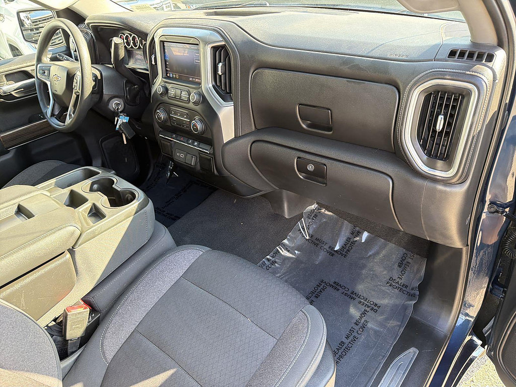 Used 2020 Chevrolet Silverado 1500 LT AWD/4WD image 27