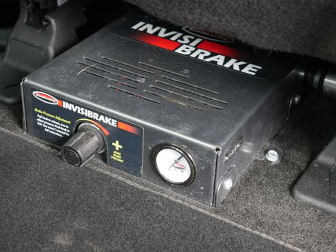 Used 2015 Ford F150 Platinum w/ Equipment Group 701A Luxury image 36