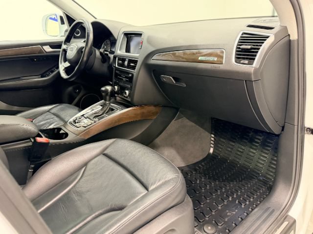 Used 2016 Audi Q5 2.0T Premium Plus w/ Technology Package AWD/4WD image 35