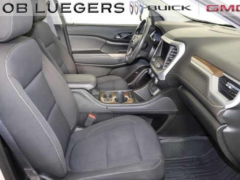 Certified 2023 GMC Acadia SLE w/ Driver Convenience Package FWD image 19