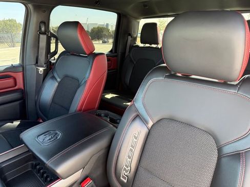 Used 2022 RAM 1500 Rebel AWD/4WD image 17
