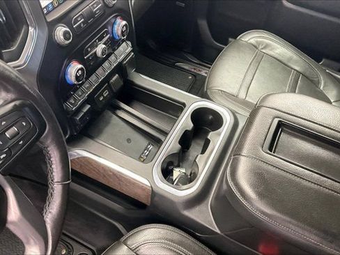 Used 2021 GMC Sierra 2500 Denali w/ Denali Ultimate Package AWD/4WD image 16