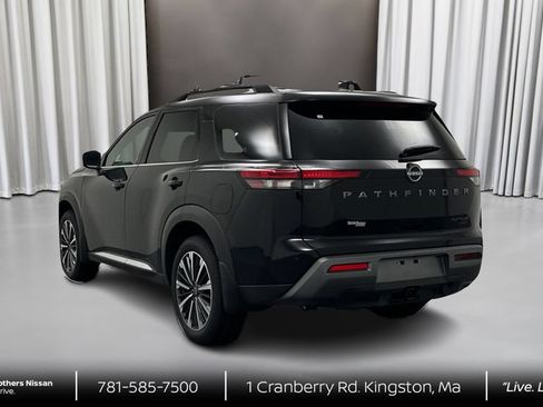 New 2026 Nissan Pathfinder Platinum w/ Cargo Package AWD/4WD image 7