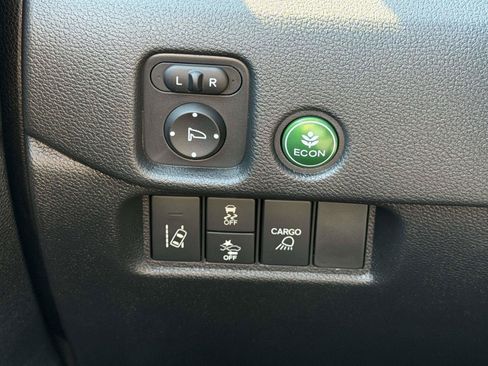 Certified 2025 Honda Ridgeline RTL image 19