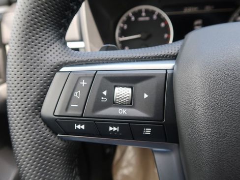 New 2026 Mitsubishi Outlander LE AWD/4WD image 31