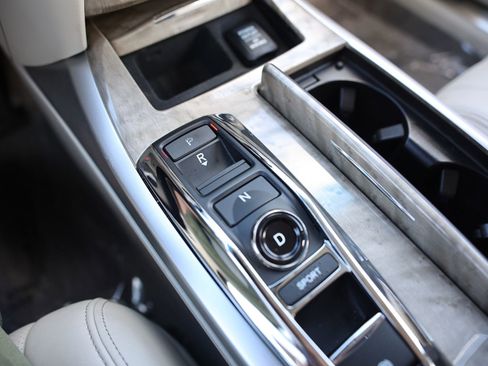 Used 2020 Acura RLX Sport Hybrid w/ Advance Pkg image 31