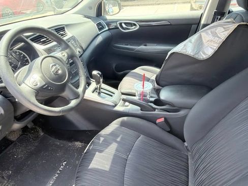 Used 2016 Nissan Sentra SV FWD image 3