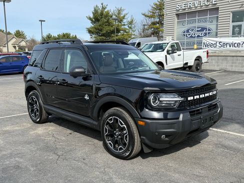 Used 2025 Ford Bronco Sport Outer Banks w/ Outer Banks Tech Package+ image 16