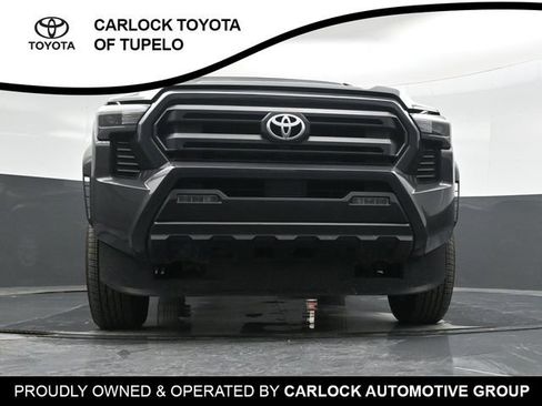 Used 2025 Toyota Tacoma SR5 image 28