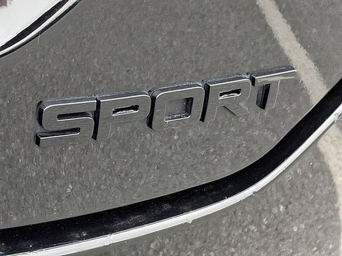 Certified 2023 Honda Pilot Sport image 30