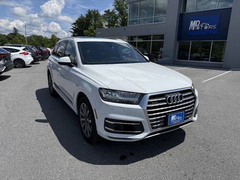 Used 2019 Audi Q7 3.0T Premium Plus w/ Premium Plus Package AWD/4WD image 4