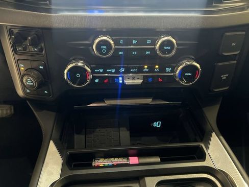 Certified 2024 Ford F350 Platinum w/ Tremor Off-Road Package AWD/4WD image 17