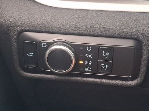 Certified 2023 Ford Explorer XLT AWD/4WD image 25