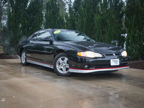 Used 2002 Chevrolet Monte Carlo SS w/ Pace Car Replica Pkg image 2