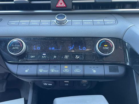Used 2023 Hyundai Elantra SEL w/ Convenience Package FWD image 23