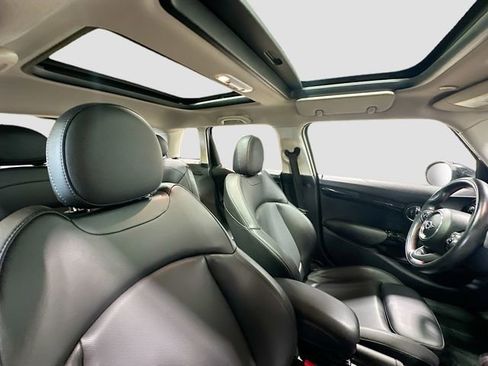 Used 2019 MINI Cooper S FWD image 29