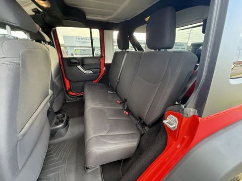 Used 2018 Jeep Wrangler Unlimited Sport S image 10