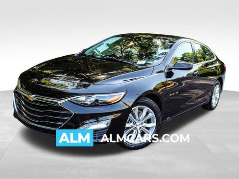 Used 2025 Chevrolet Malibu LT FWD image 1