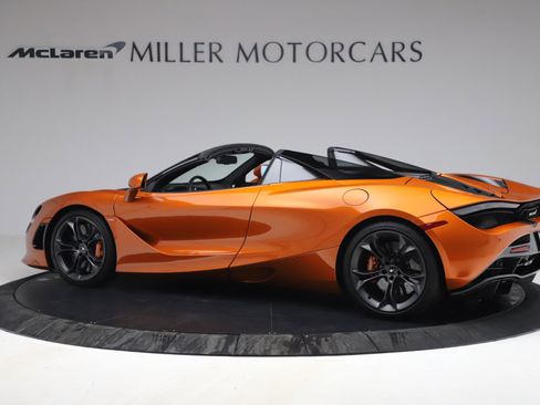 Used 2020 McLaren 720S Spider image 4