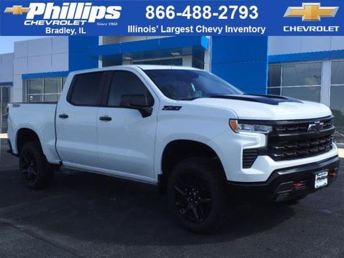 New 2025 Chevrolet Silverado 1500 LT Trail Boss w/ Convenience Package II AWD/4WD image 1
