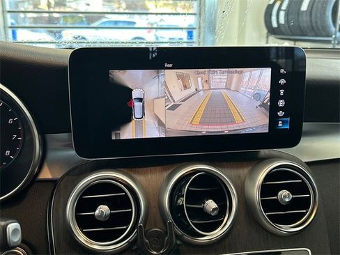 Used 2021 Mercedes-Benz GLC 300 GLC 300 image 16
