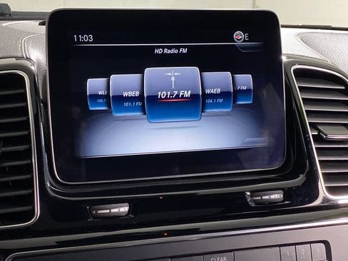 Used 2018 Mercedes-Benz GLS 450 4MATIC image 32