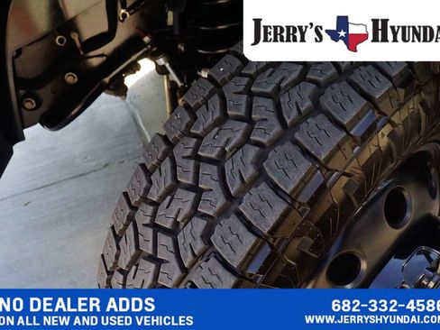 Used 2024 RAM 3500 Limited AWD/4WD image 9