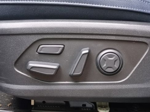 Used 2023 Kia Sorento SX Prestige image 14