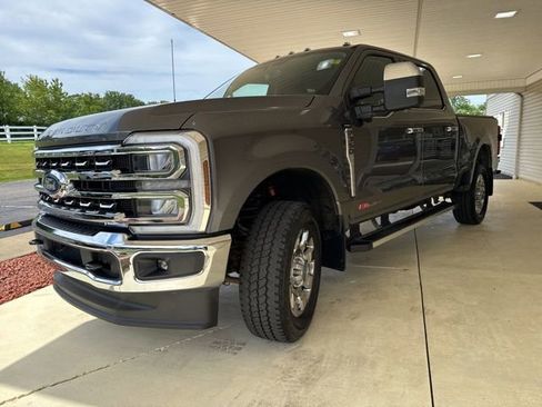 Used 2025 Ford F350 Lariat w/ Chrome Package AWD/4WD image 10