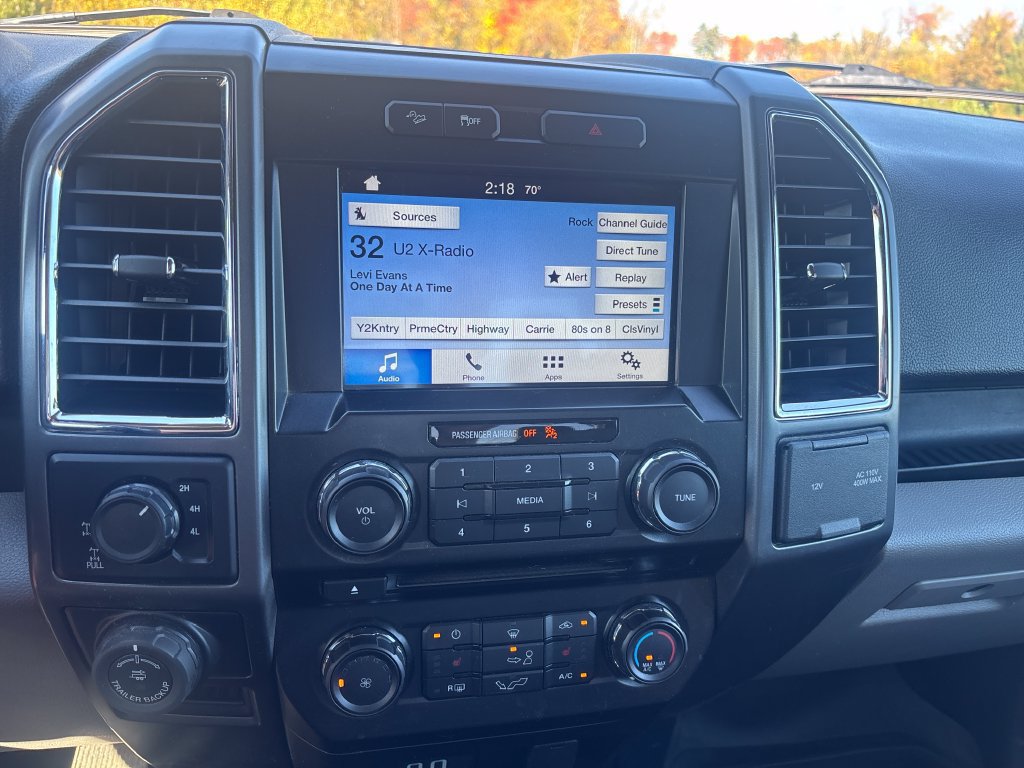 Used 2016 Ford F150 XLT w/ Equipment Group 302A Luxury AWD/4WD image 19