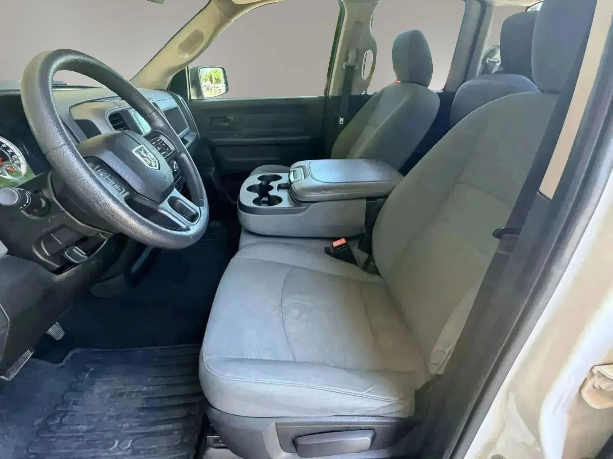 Used 2020 RAM 1500 Tradesman w/ Chrome Plus Package RWD image 16