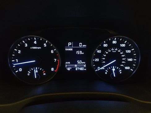 Used 2017 Hyundai Elantra SE image 23