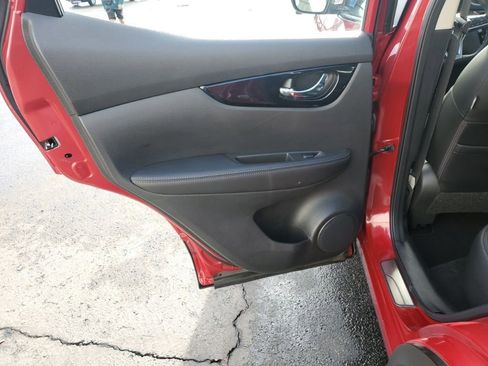 Used 2018 Nissan Rogue Sport SL w/ SL Premium Package image 27