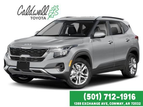 Used 2023 Kia Seltos S w/ Navigation Package FWD image 6