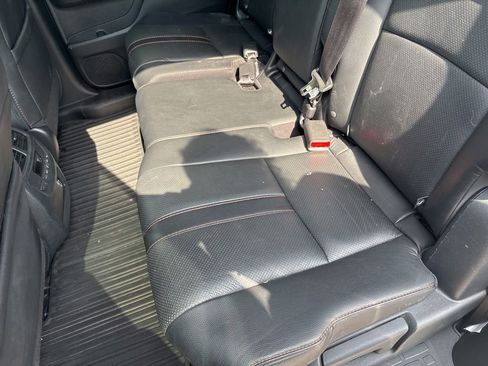 Used 2022 Honda Pilot TrailSport image 40