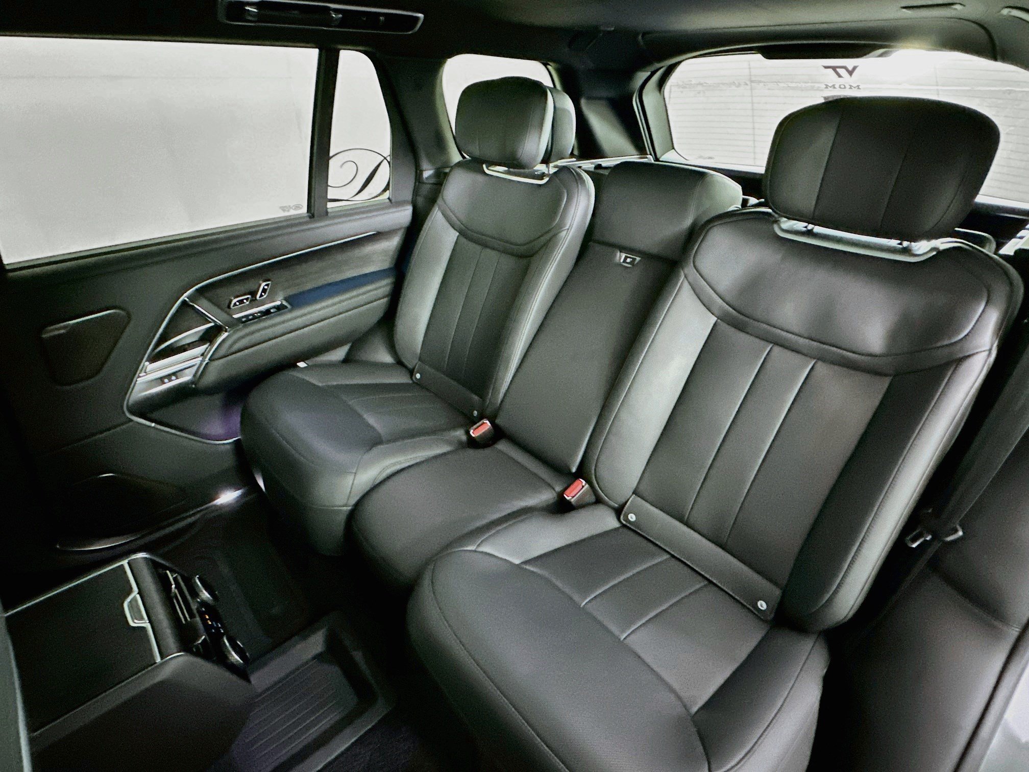 Used 2024 Land Rover Range Rover Long Wheelbase Autobiography AWD/4WD image 22