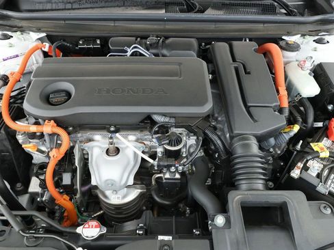 Used 2025 Honda Accord Sport image 25