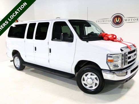 Used 2014 Ford E-350 and Econoline 350 XLT image 1