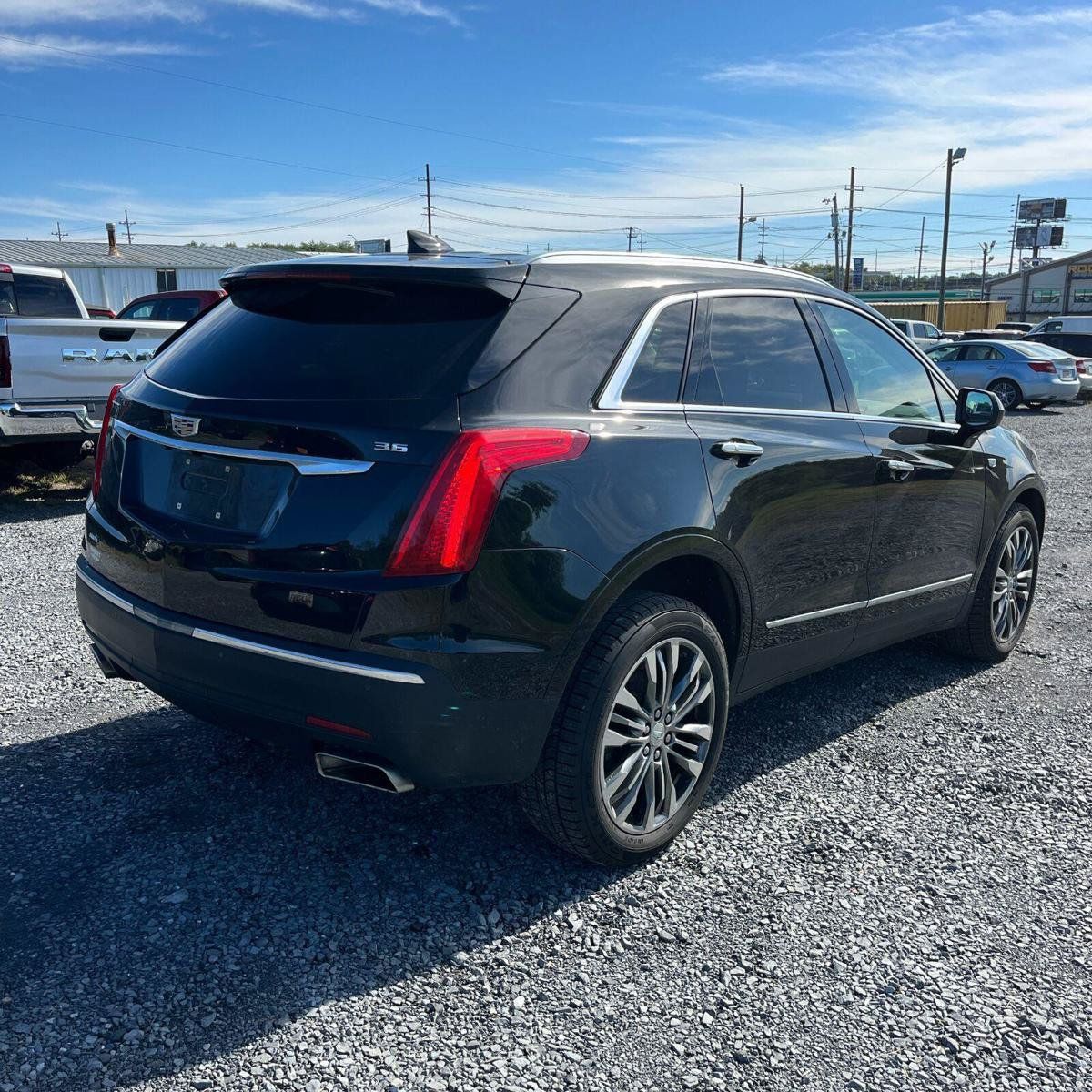 Used 2019 Cadillac XT5 Luxury AWD/4WD image 4