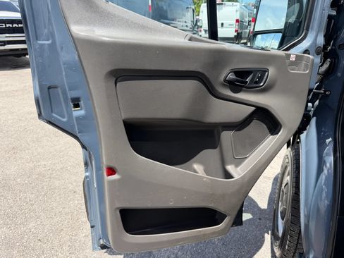 Used 2020 Ford Transit 250 148 High Roof Extended RWD image 11