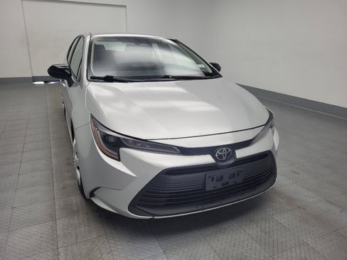 Used 2023 Toyota Corolla LE image 14