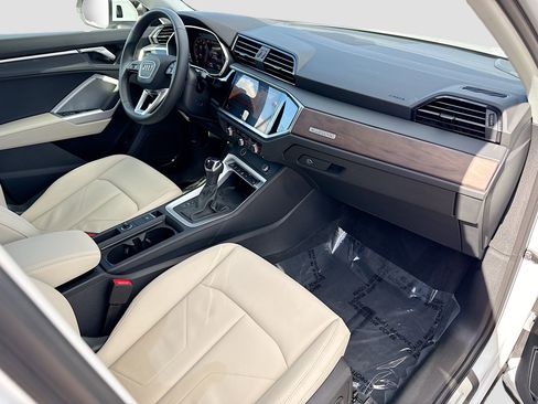 Used 2025 Audi Q3 2.0T Premium Plus w/ Premium Plus Package image 13