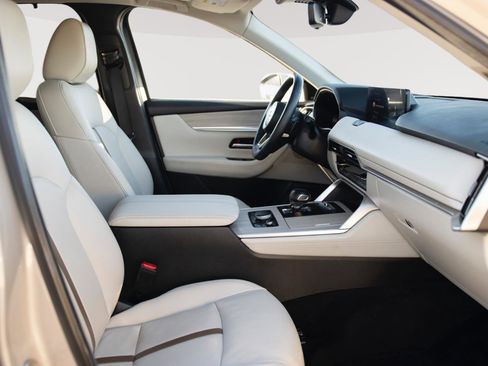 Used 2024 MAZDA CX-90 Plug-In Hybrid w/ Premium Plus image 20