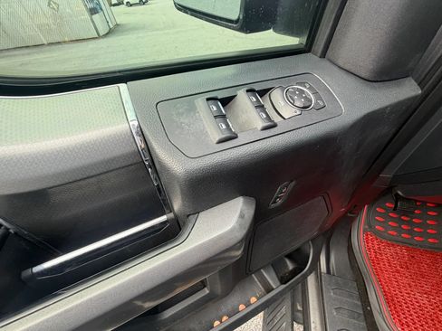 Used 2015 Ford F150 XLT w/ Equipment Group 302A Luxury AWD/4WD image 26