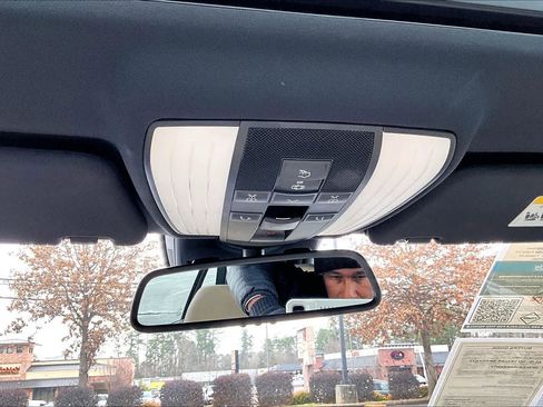 Used 2013 Mercedes-Benz E 350 E 350 Sport image 34