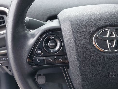 Used 2022 Toyota Prius Prime LE FWD image 16
