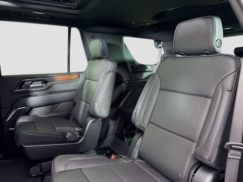 New 2026 GMC Yukon Denali w/ Advanced Technology Package image 25